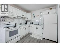8N, 203 Lynnview Road SE - photo 5