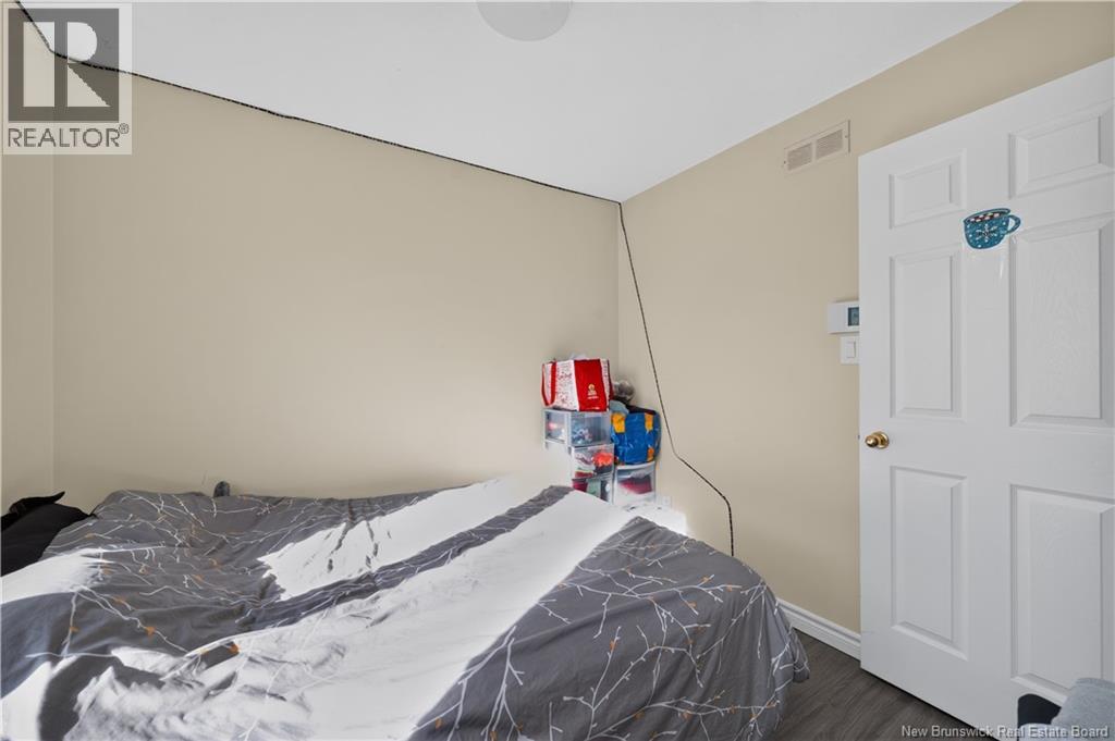 194 Rennick Road - 19