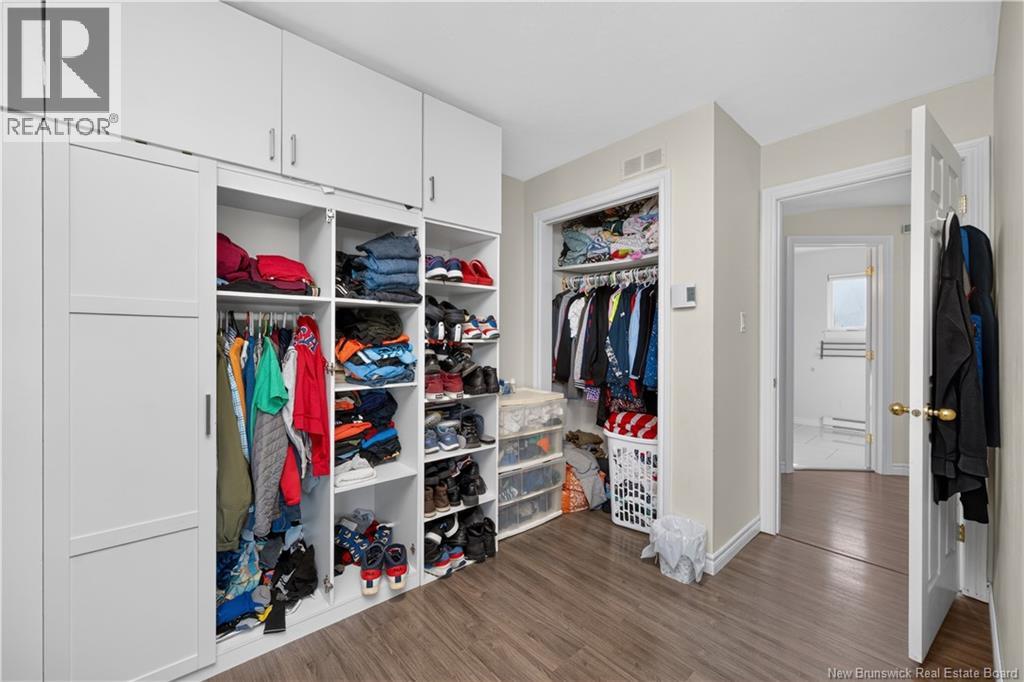 194 Rennick Road - 30