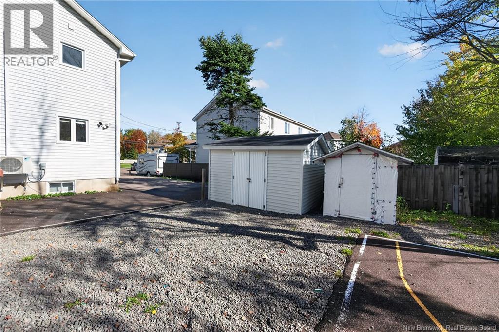 194 Rennick Road - 42