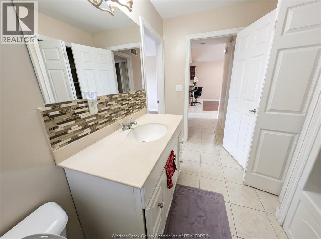 1533 Meridian Street — photo 13