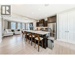 4pc Bathroom - 403 River Heights Crescent, Cochrane, AB T4C0T9 Photo 10