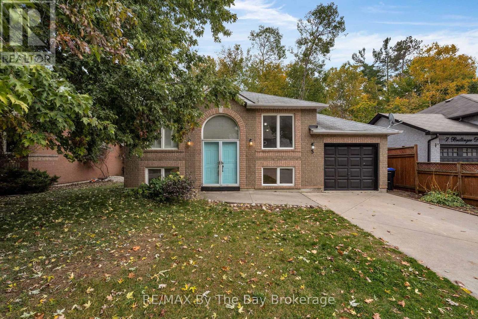 5 BRILLINGER DRIVE - 1