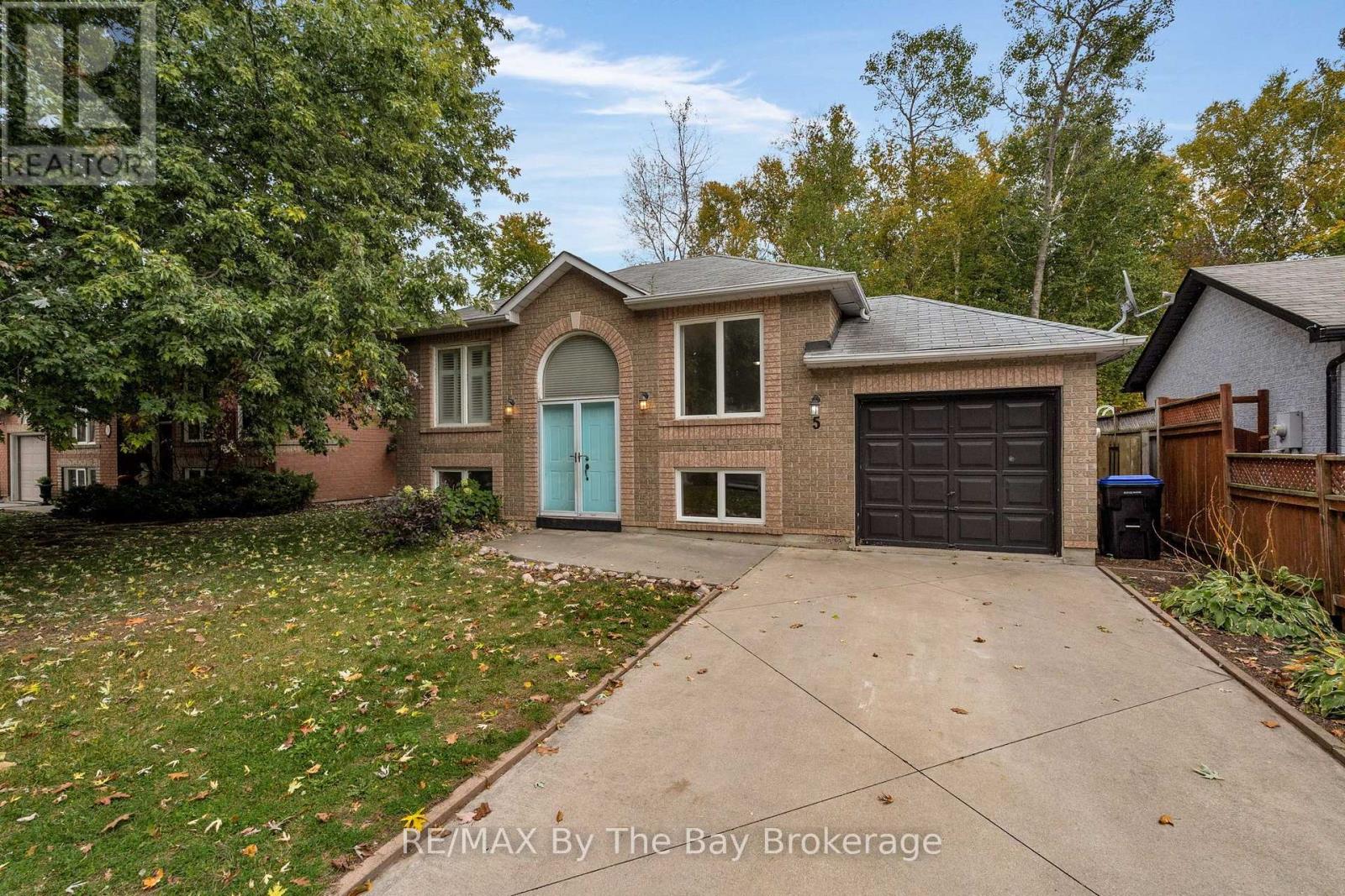 5 BRILLINGER DRIVE - 2