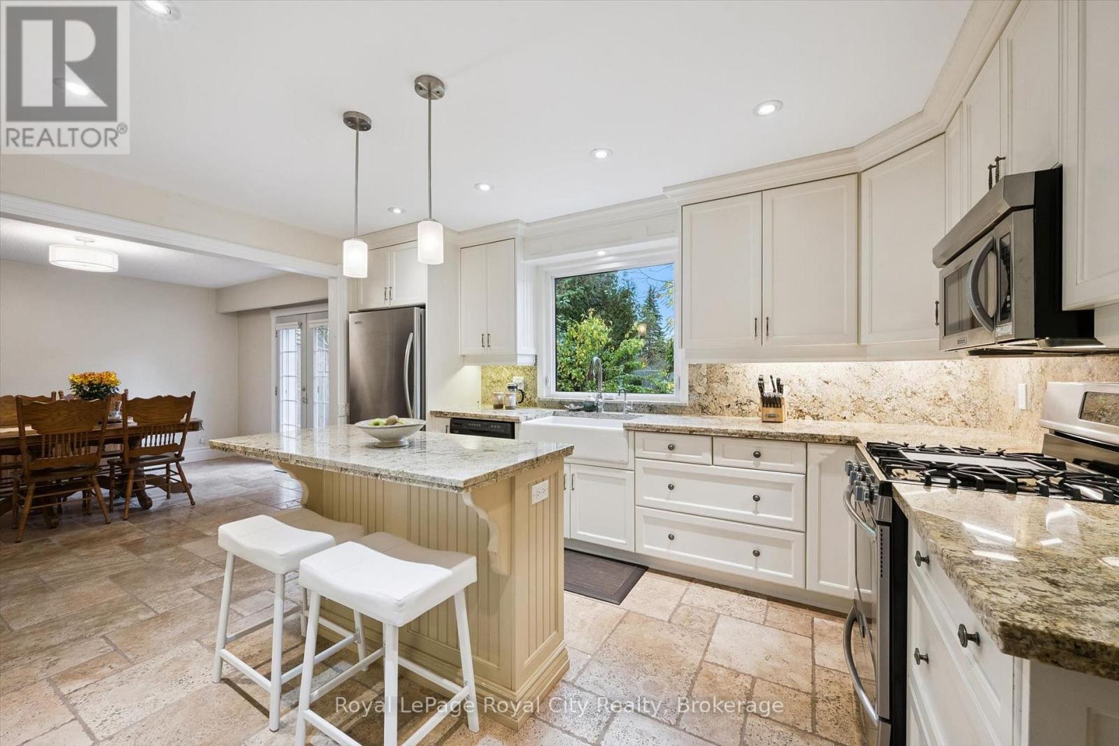 46 Rickson Avenue — photo 8