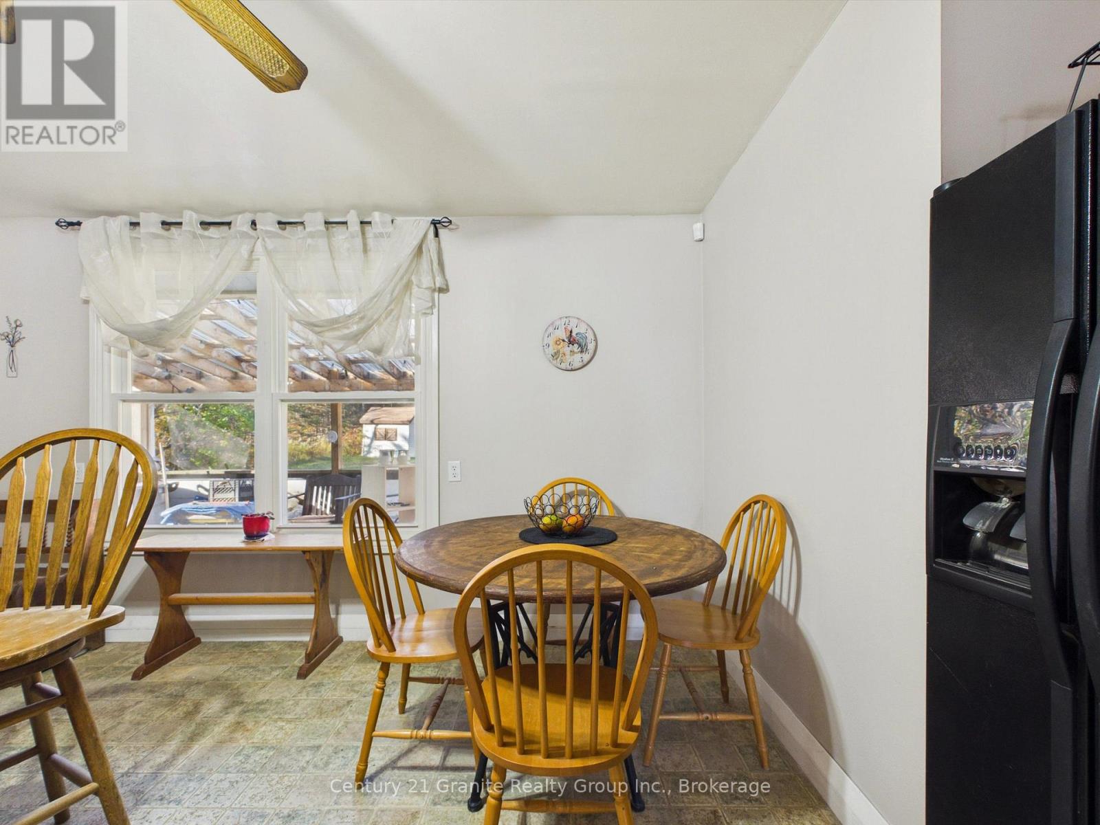 1060 LEES ROAD - 13