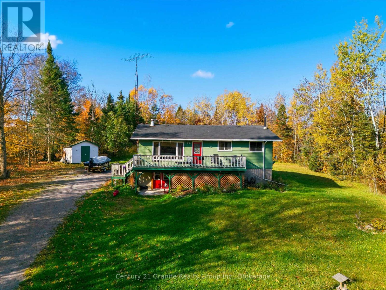 1060 Lees Road — photo 3