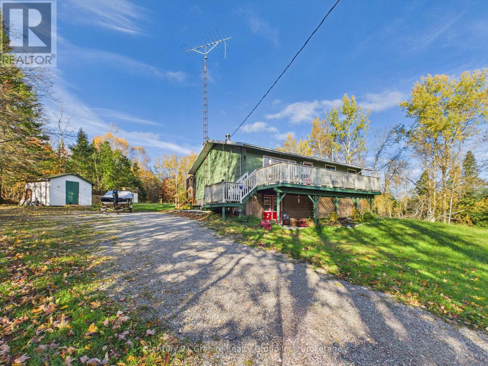 1060 Lees Road — photo 34