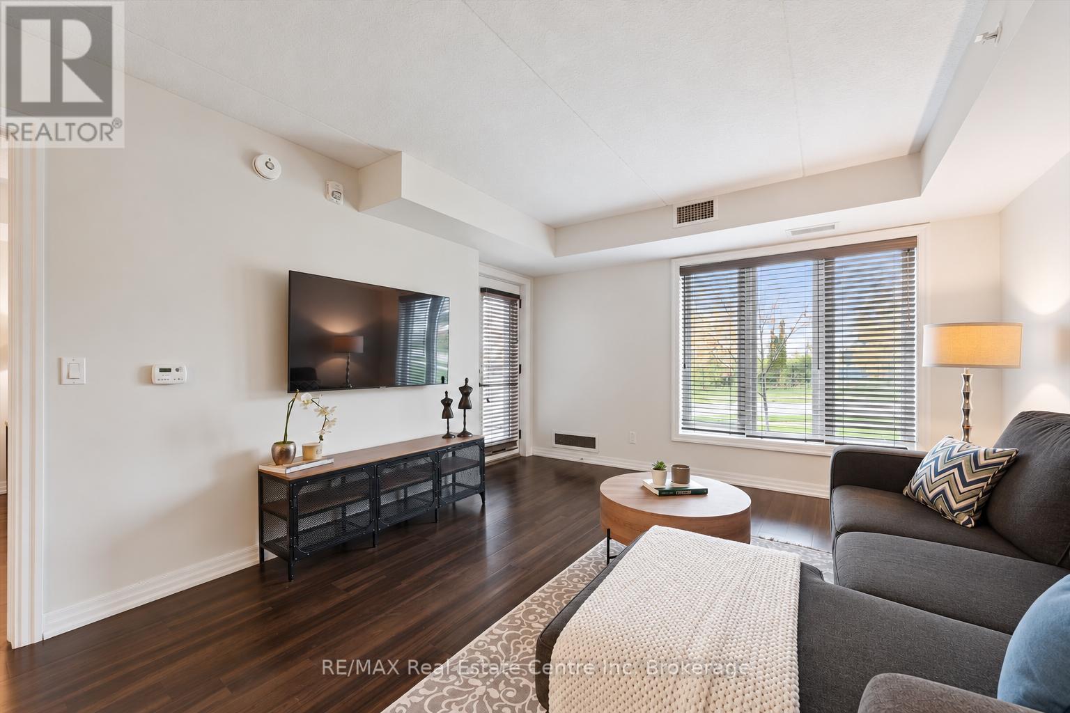104 Summit Ridge Drive — photo 4