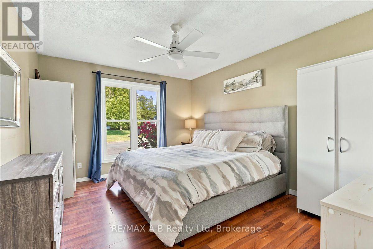 129 Mitchell Court — photo 18