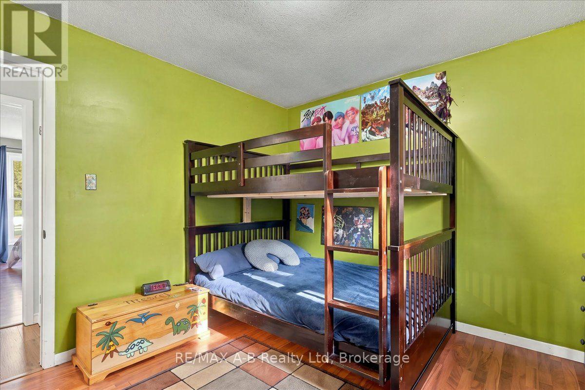 129 Mitchell Court — photo 22