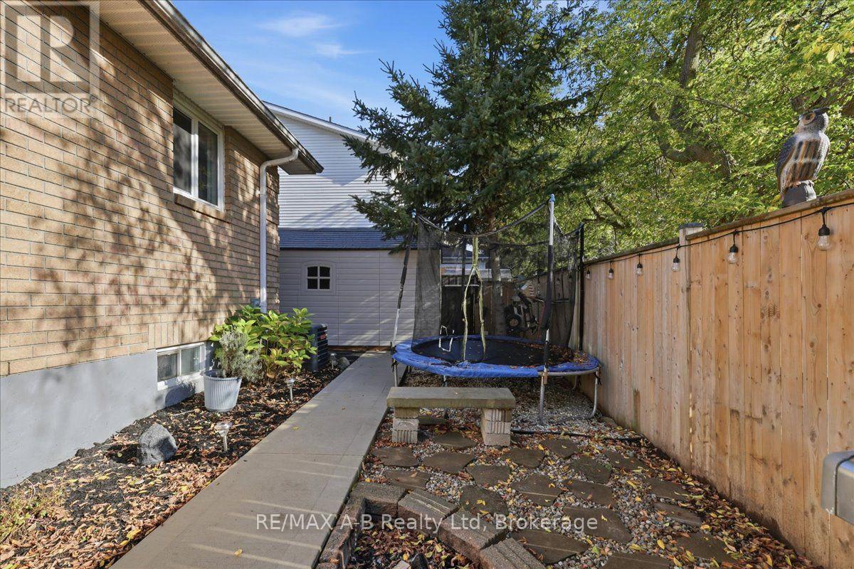 129 Mitchell Court — photo 40