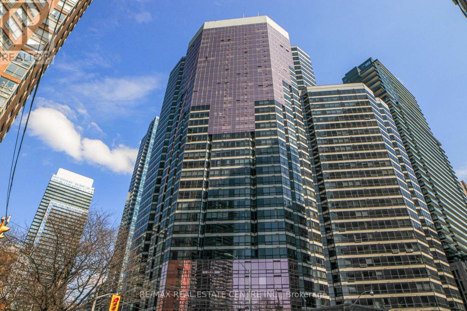 1001 Bay Street