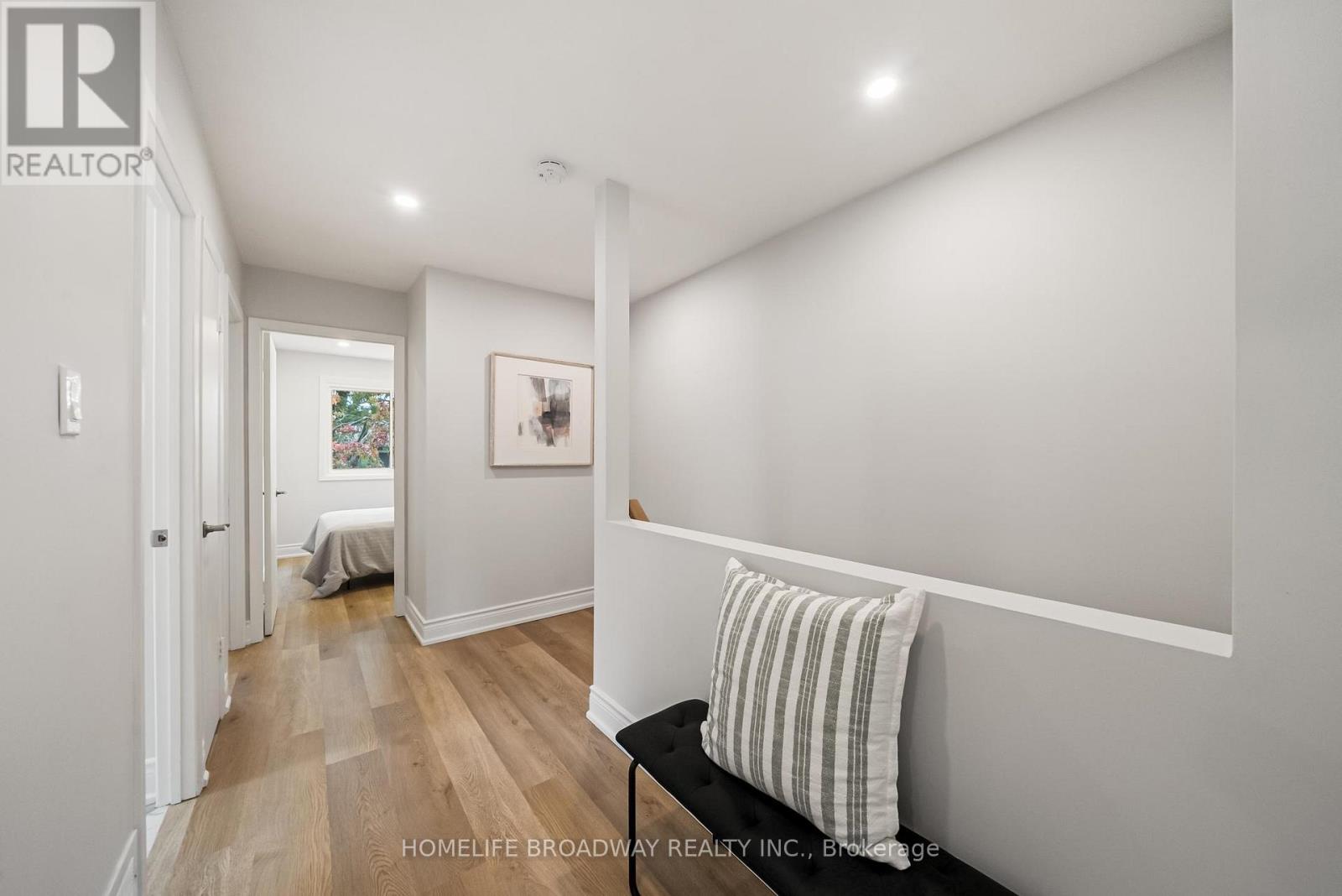 44 Hollyberry Trail, Toronto, ON photo 27