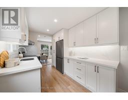 44 Hollyberry Trail, Toronto, ON M2H2S1 Photo 8