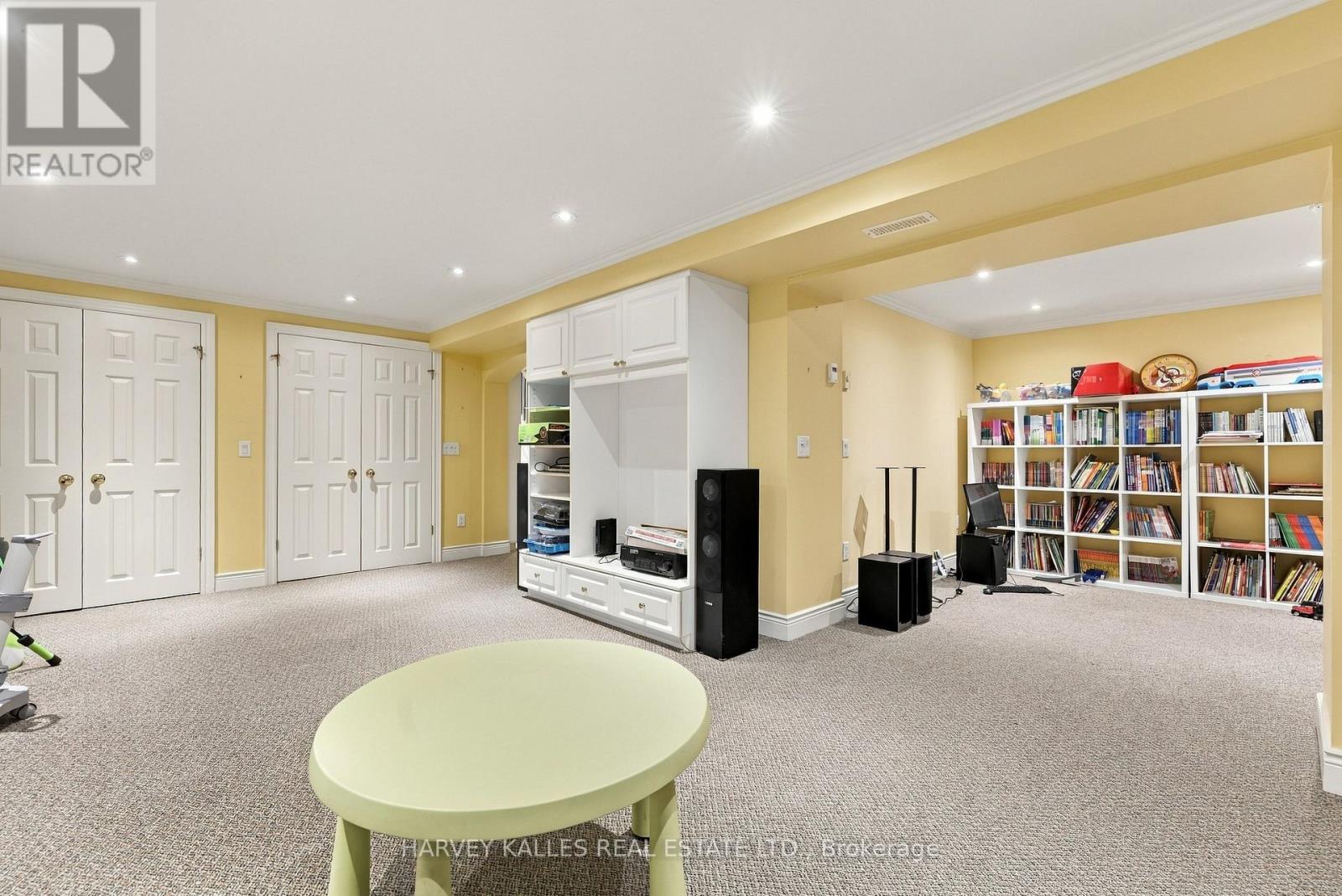 148 Strathallan Boulevard, Toronto, ON photo 43