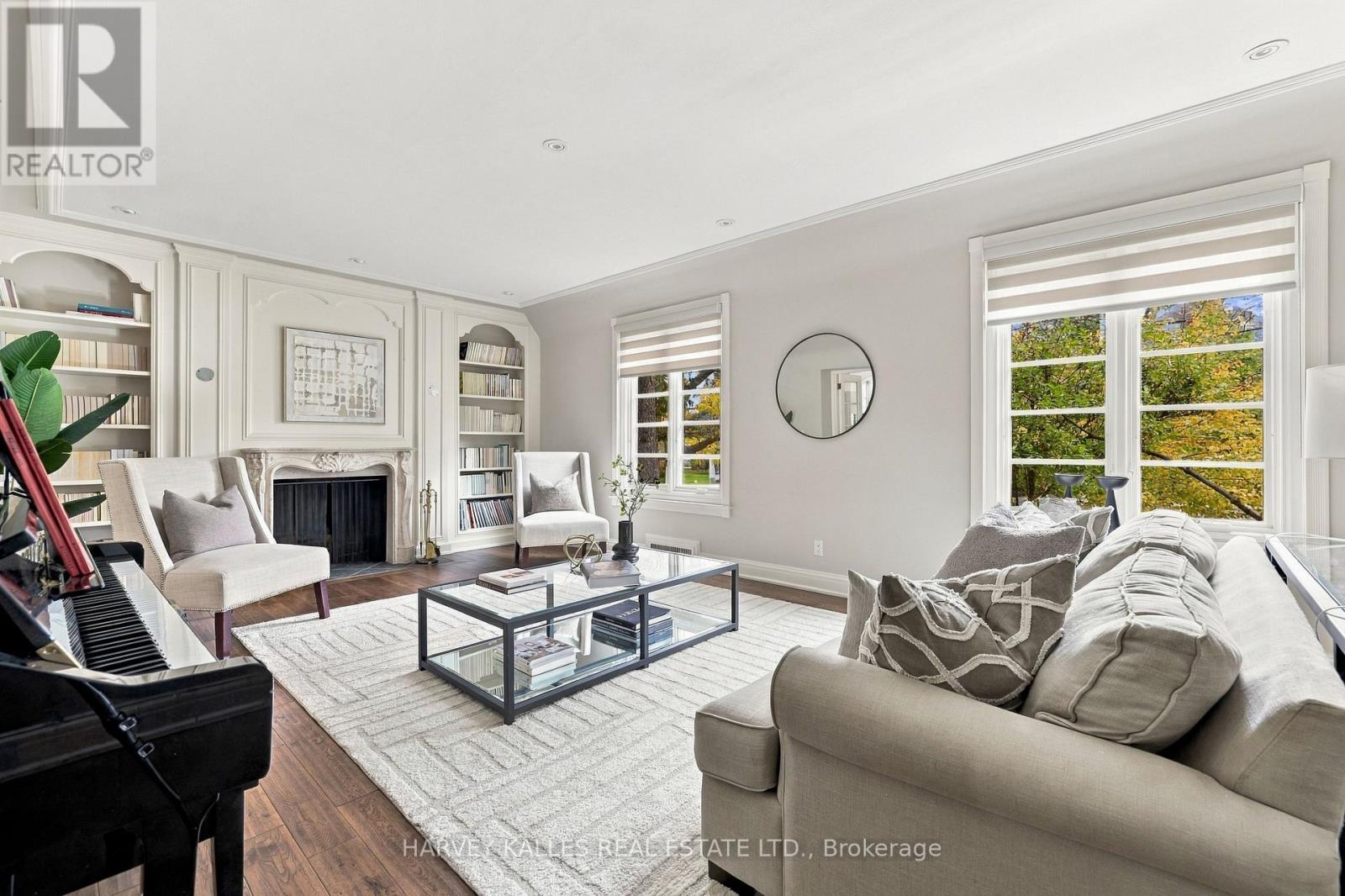 148 Strathallan Boulevard, Toronto, ON photo 8