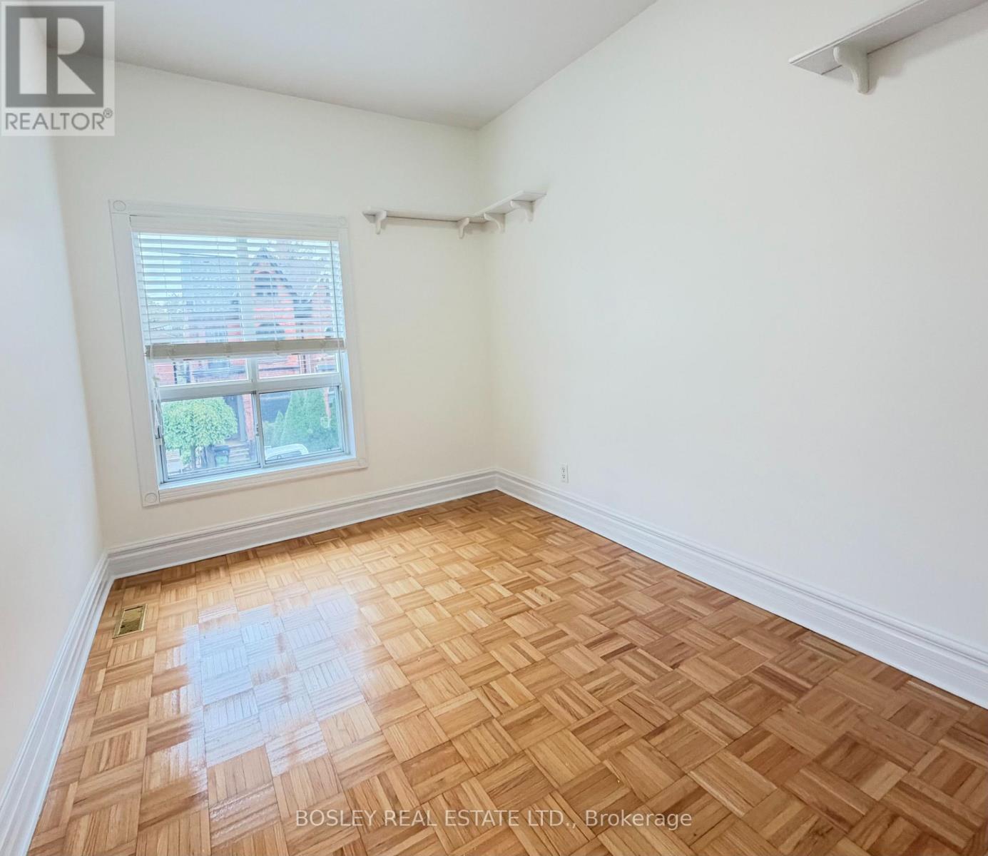260 Ossington Avenue — photo 12