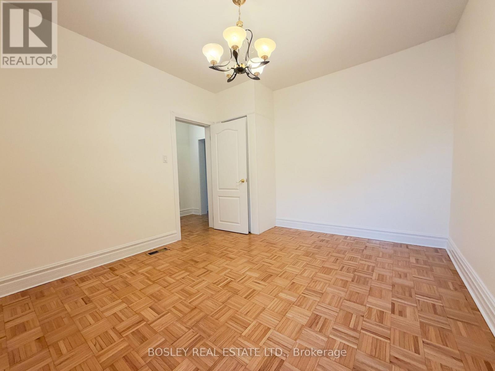 260 Ossington Avenue — photo 15