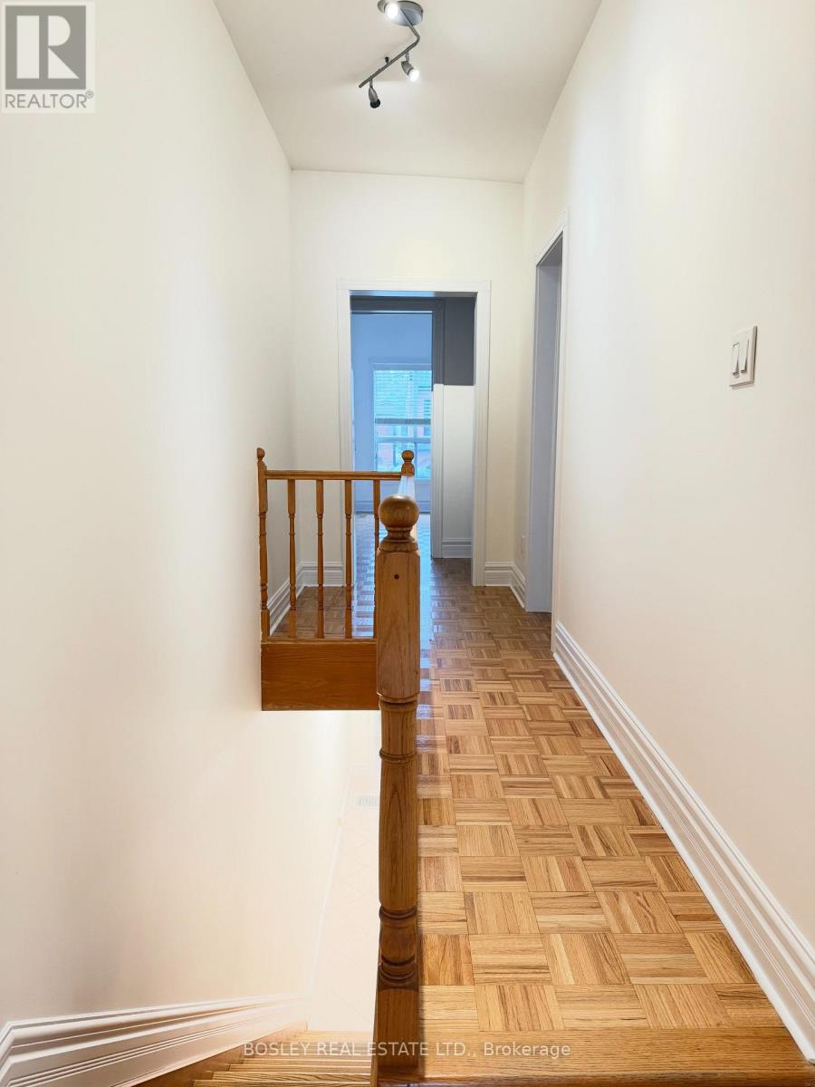 260 Ossington Avenue — photo 4