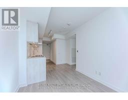 1101 - 8 Wellesley Street W, Toronto, ON M4Y0J5 Photo 10