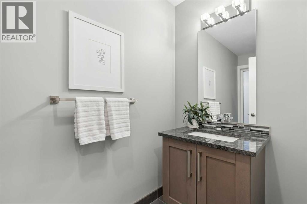 2207 32 Avenue SW - photo 30