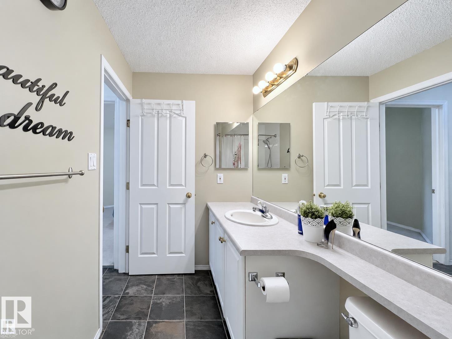 #110 10511 42 AV NW, Edmonton — photo 25