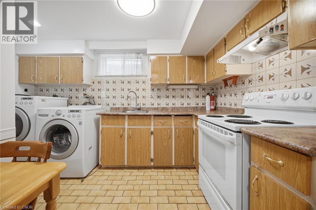 4200 Greybrook Crescent — photo 35