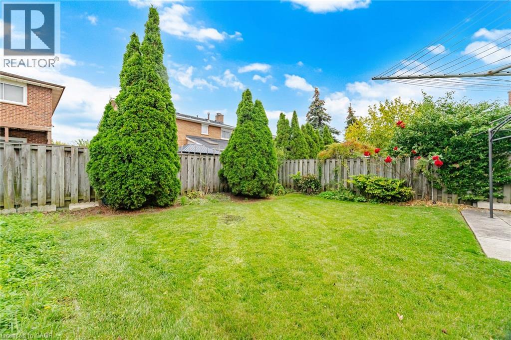 4200 Greybrook Crescent — photo 47