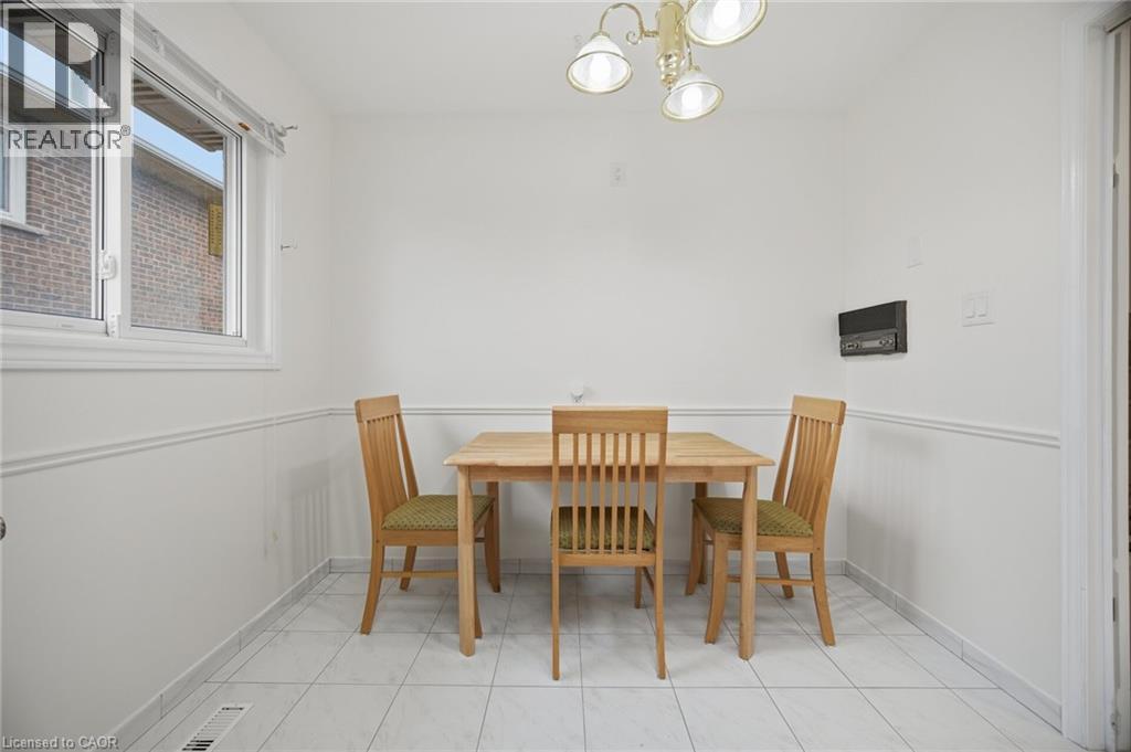 4200 Greybrook Crescent — photo 11