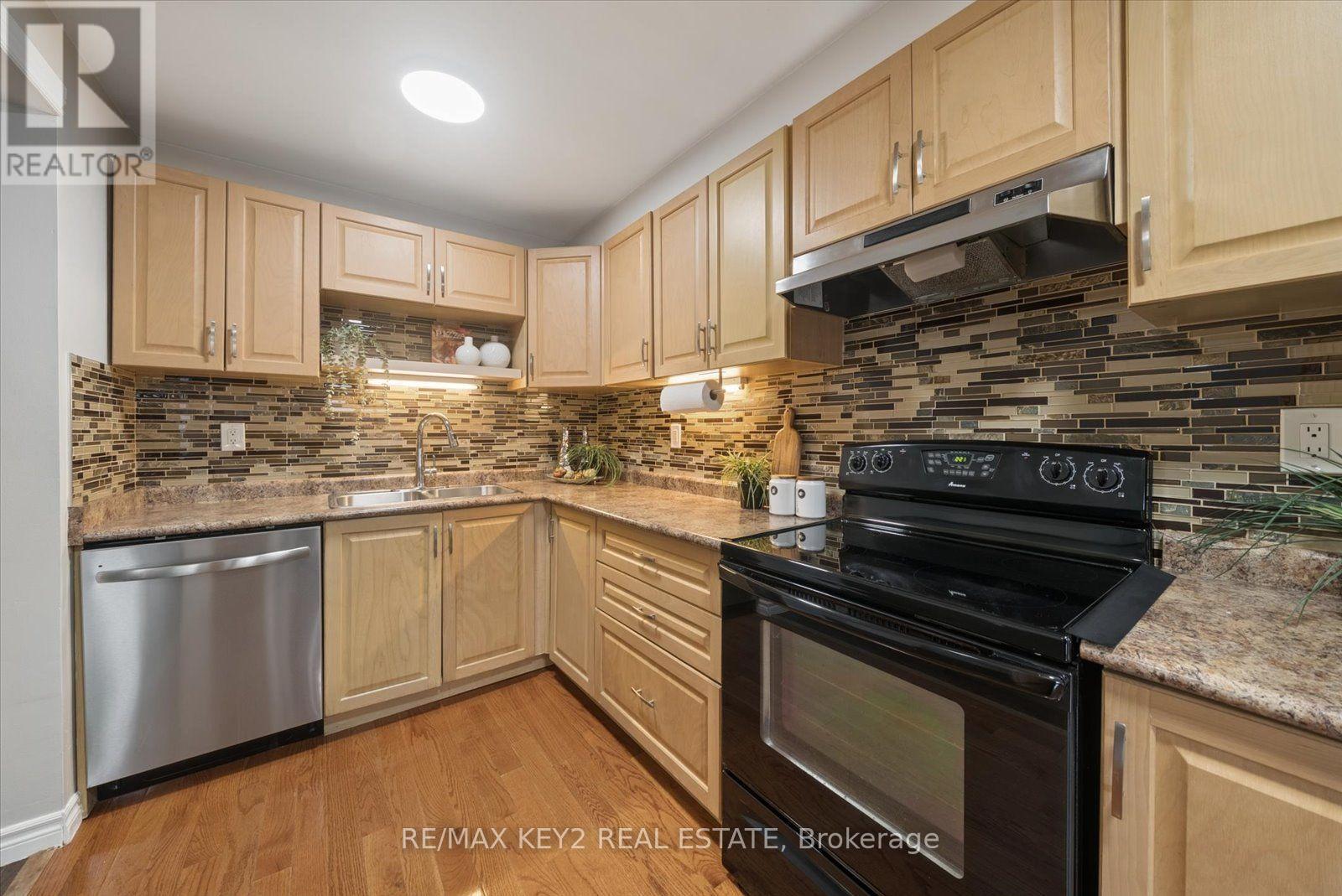 111- 1975 Rosefield Road, Pickering, ON photo 14