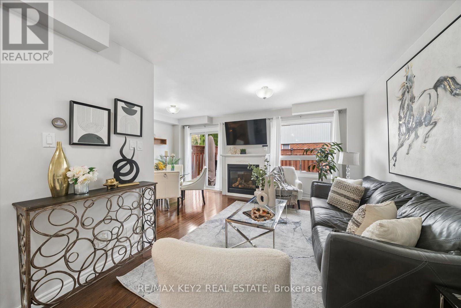 111- 1975 Rosefield Road, Pickering, ON photo 6