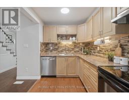 111 - 1975 Rosefield Road, Pickering, ON L1V3E3 Photo 15