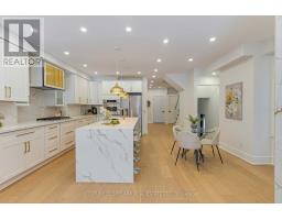208 Gainsborough Road, Toronto, ON M4L3C6 Photo 11