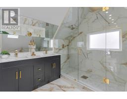 208 Gainsborough Road, Toronto, ON M4L3C6 Photo 28