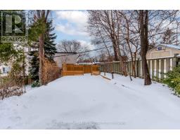 208 Gainsborough Road, Toronto, ON M4L3C6 Photo 43