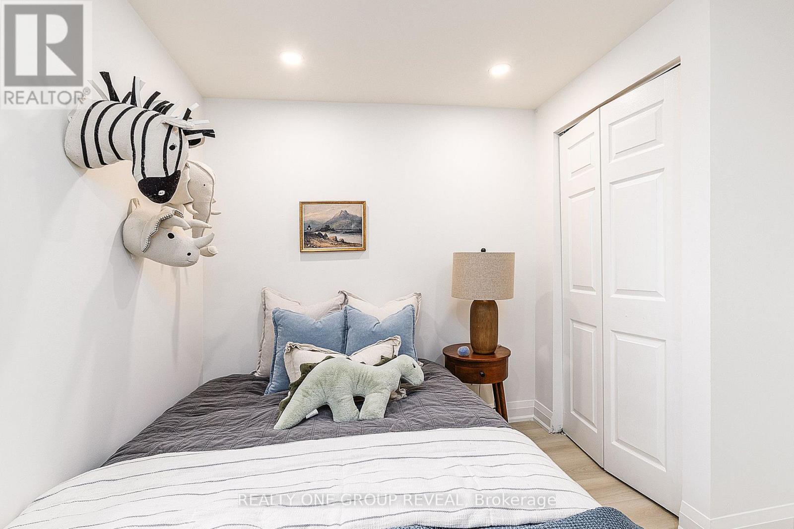 938 Harding Street, Whitby, ON photo 10