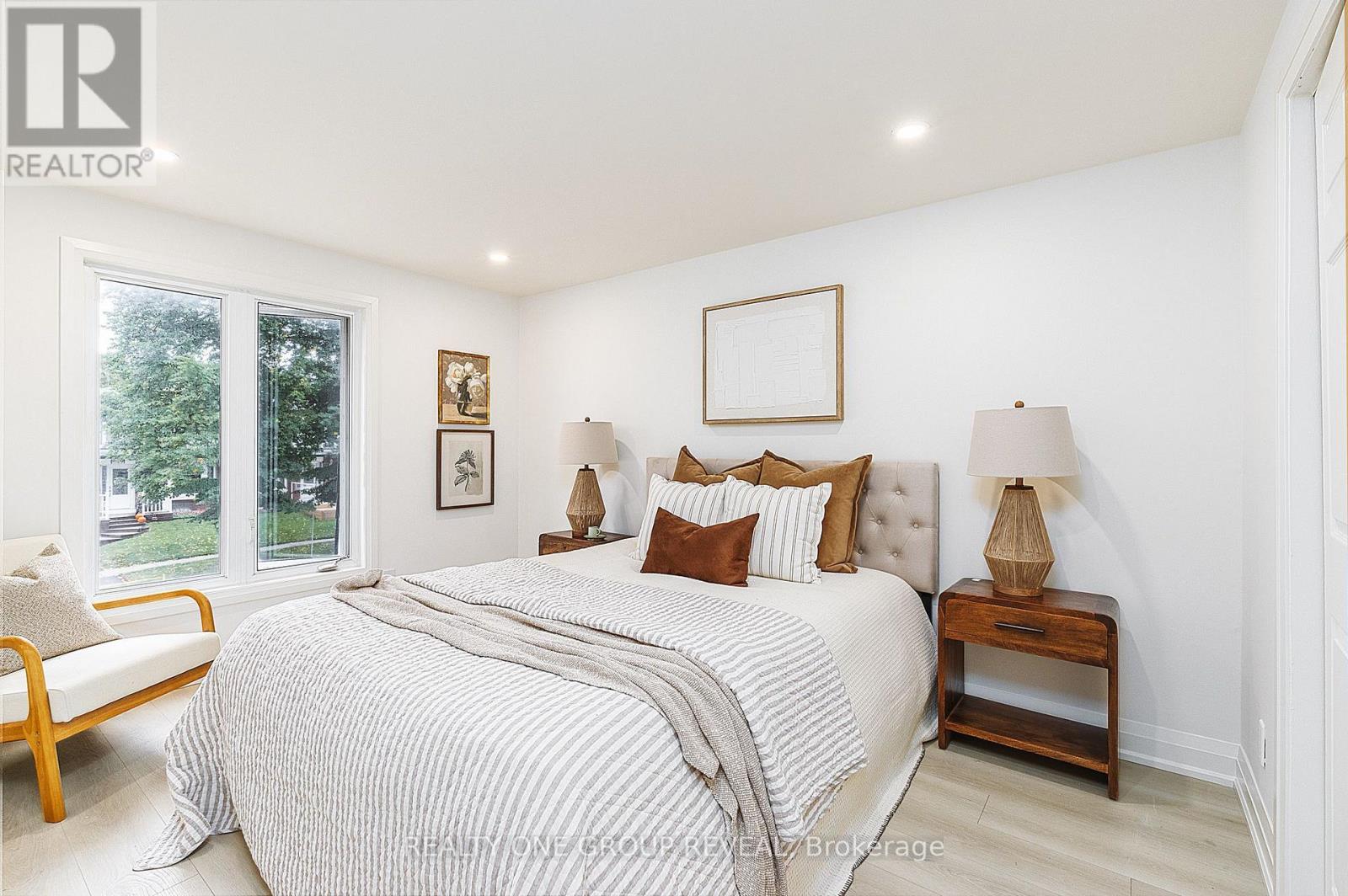 938 Harding Street, Whitby, ON photo 13