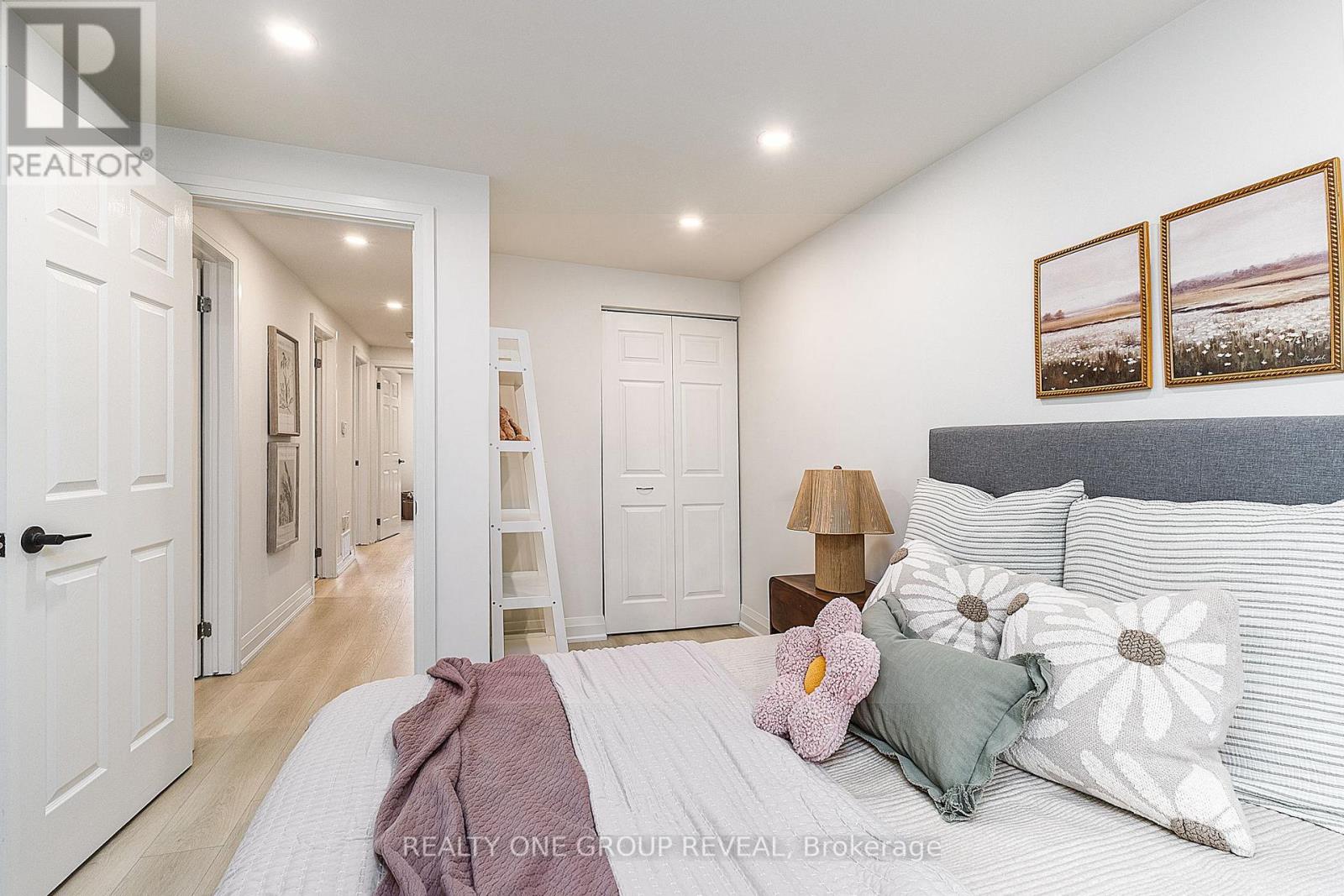 938 Harding Street, Whitby, ON photo 16