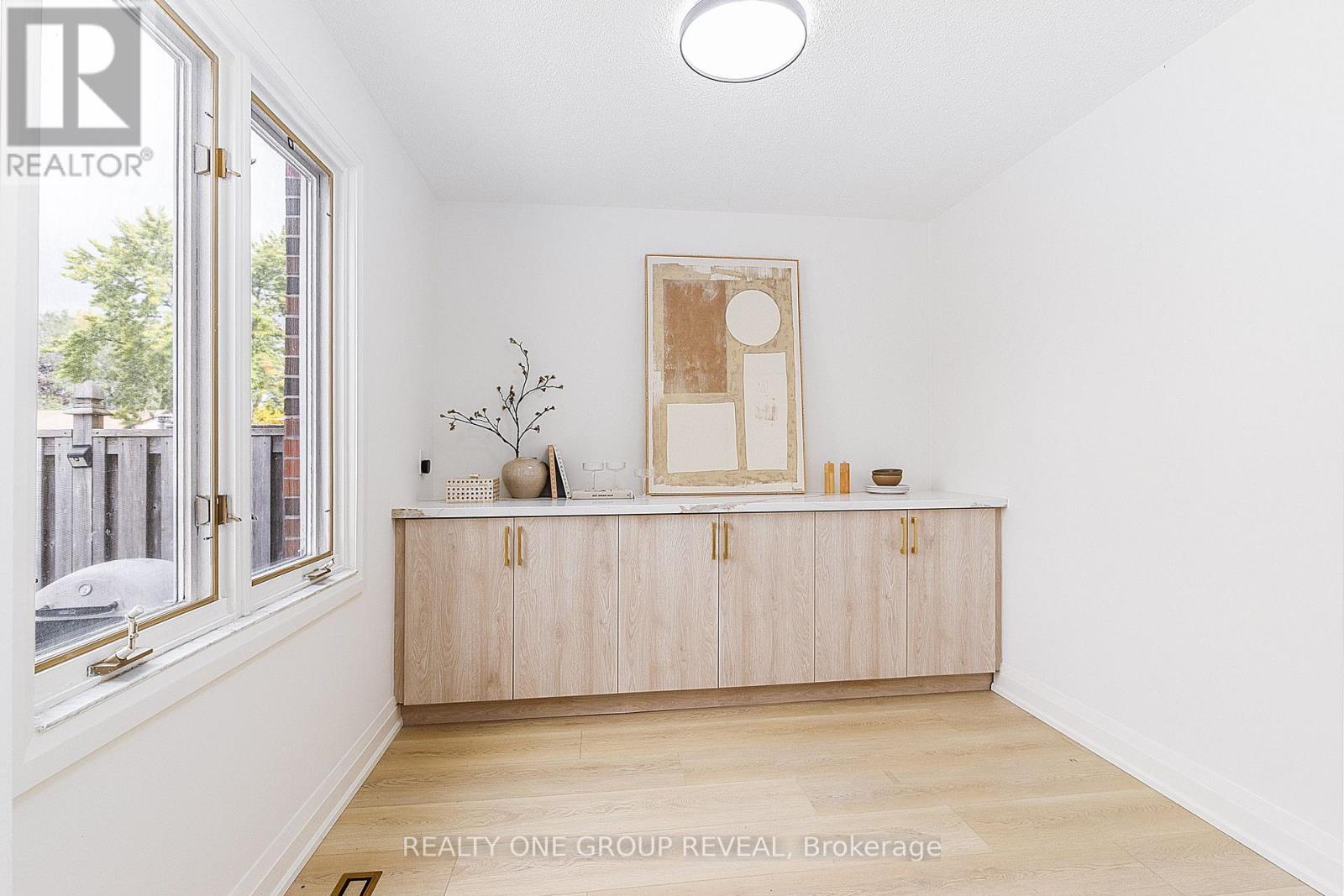 938 Harding Street, Whitby, ON photo 7