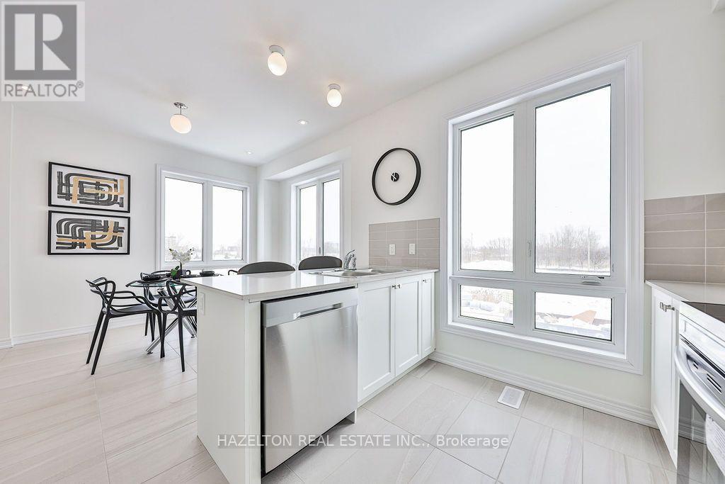 44 Dockside Way, Whitby, ON photo 20