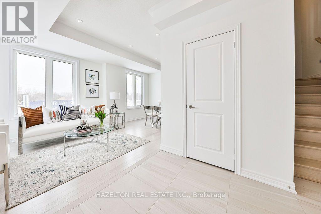 44 Dockside Way, Whitby, ON photo 4
