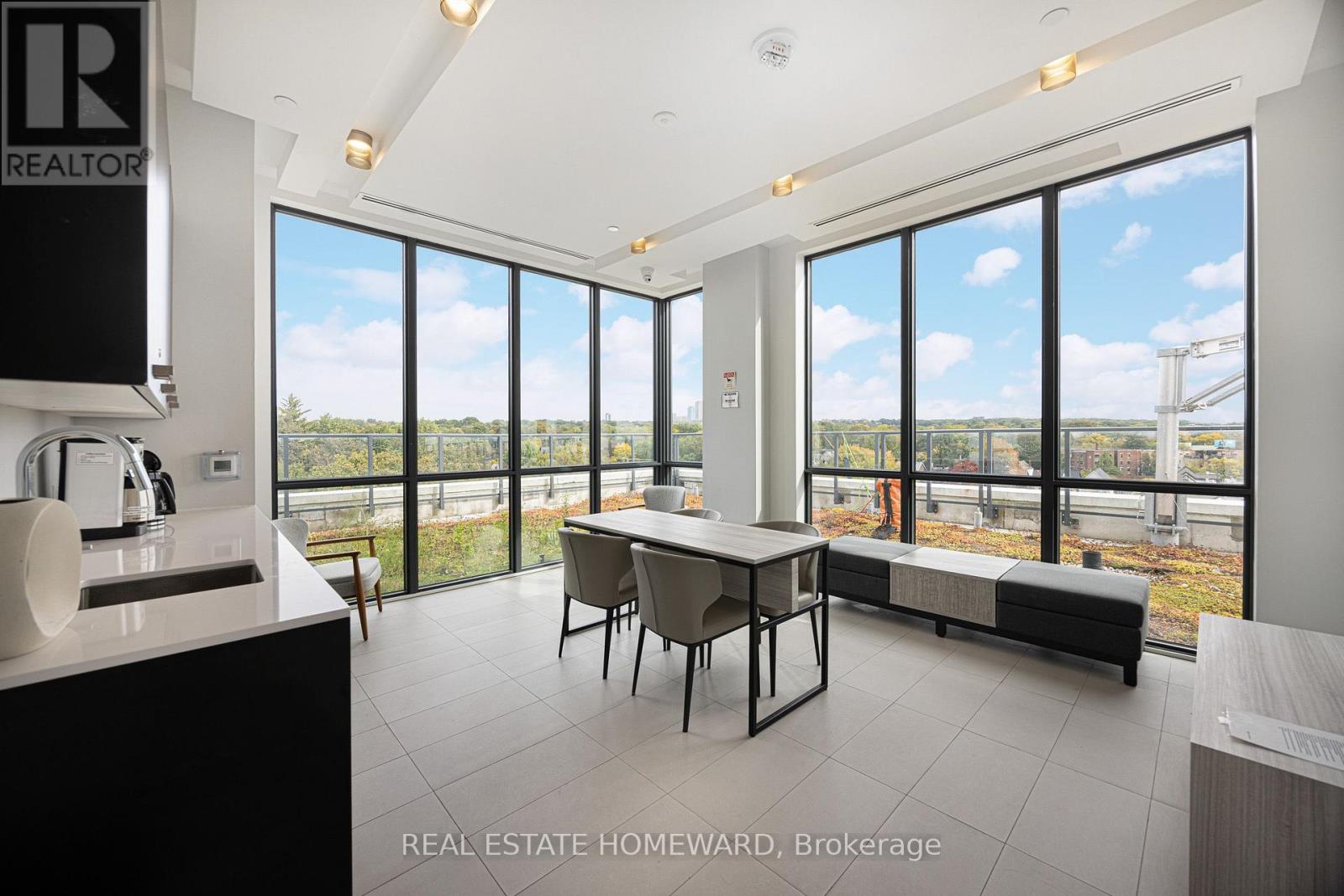 605- 1630 Queen Street East, Toronto, ON photo 25
