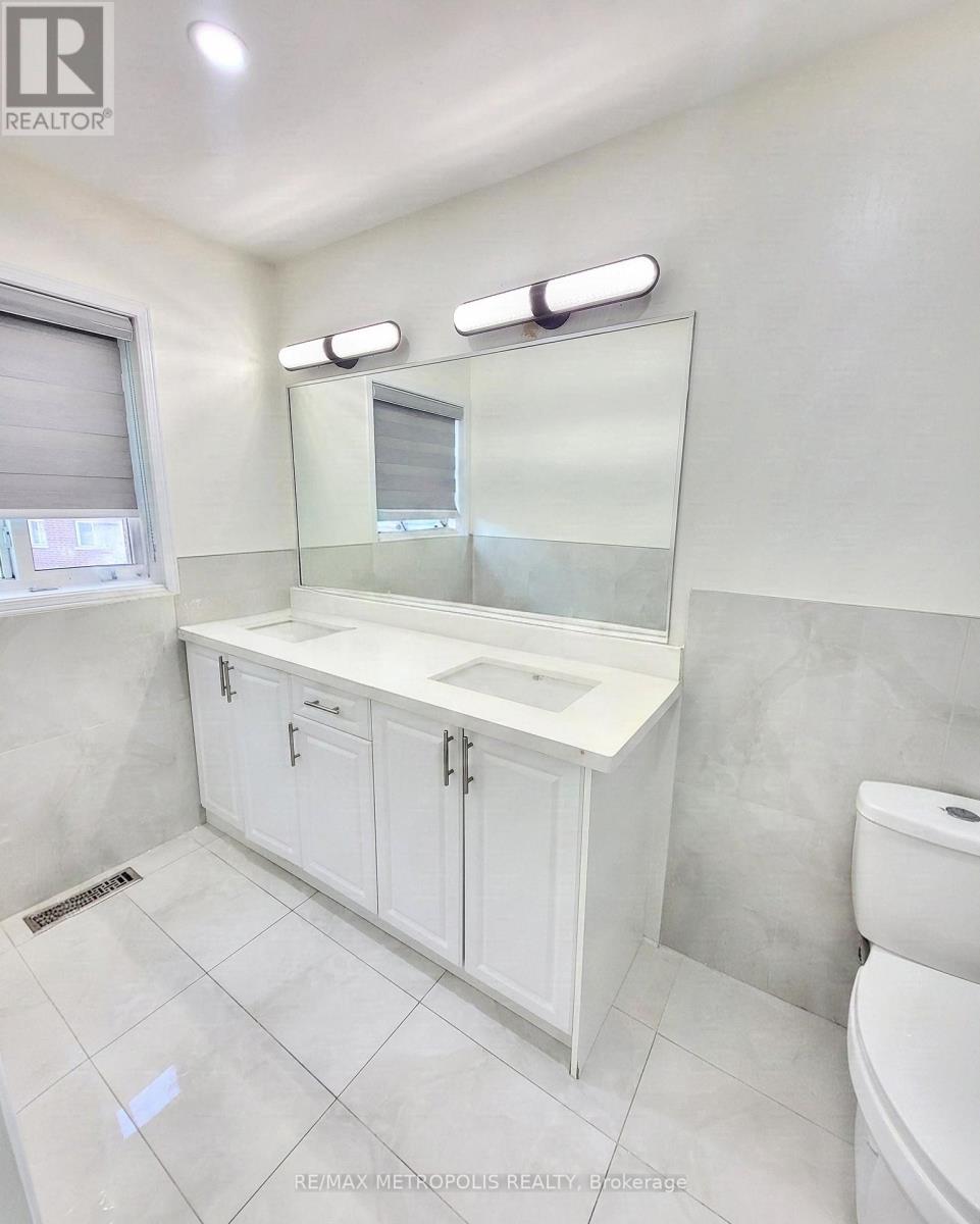 435 Middlefield Road — photo 12