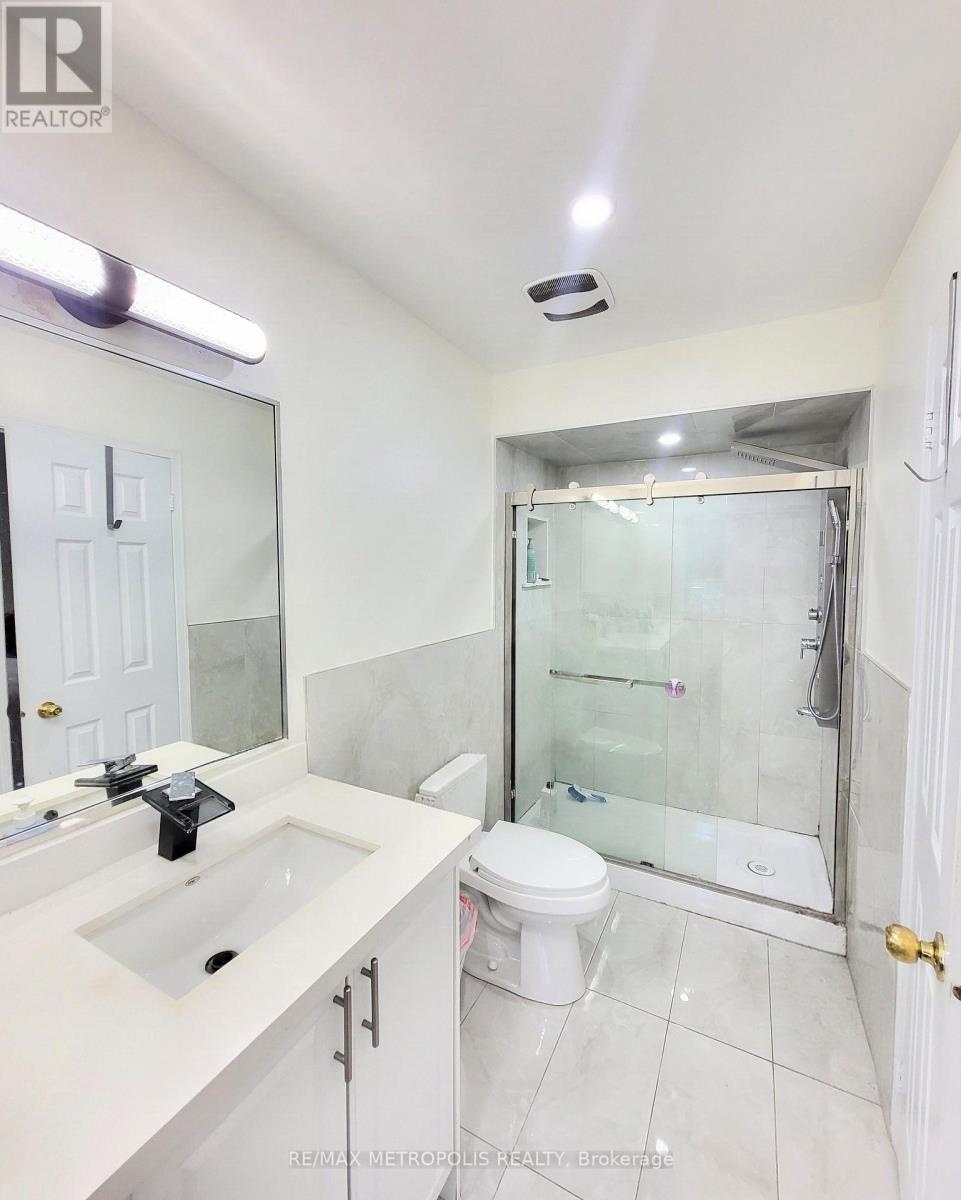 435 Middlefield Road — photo 13