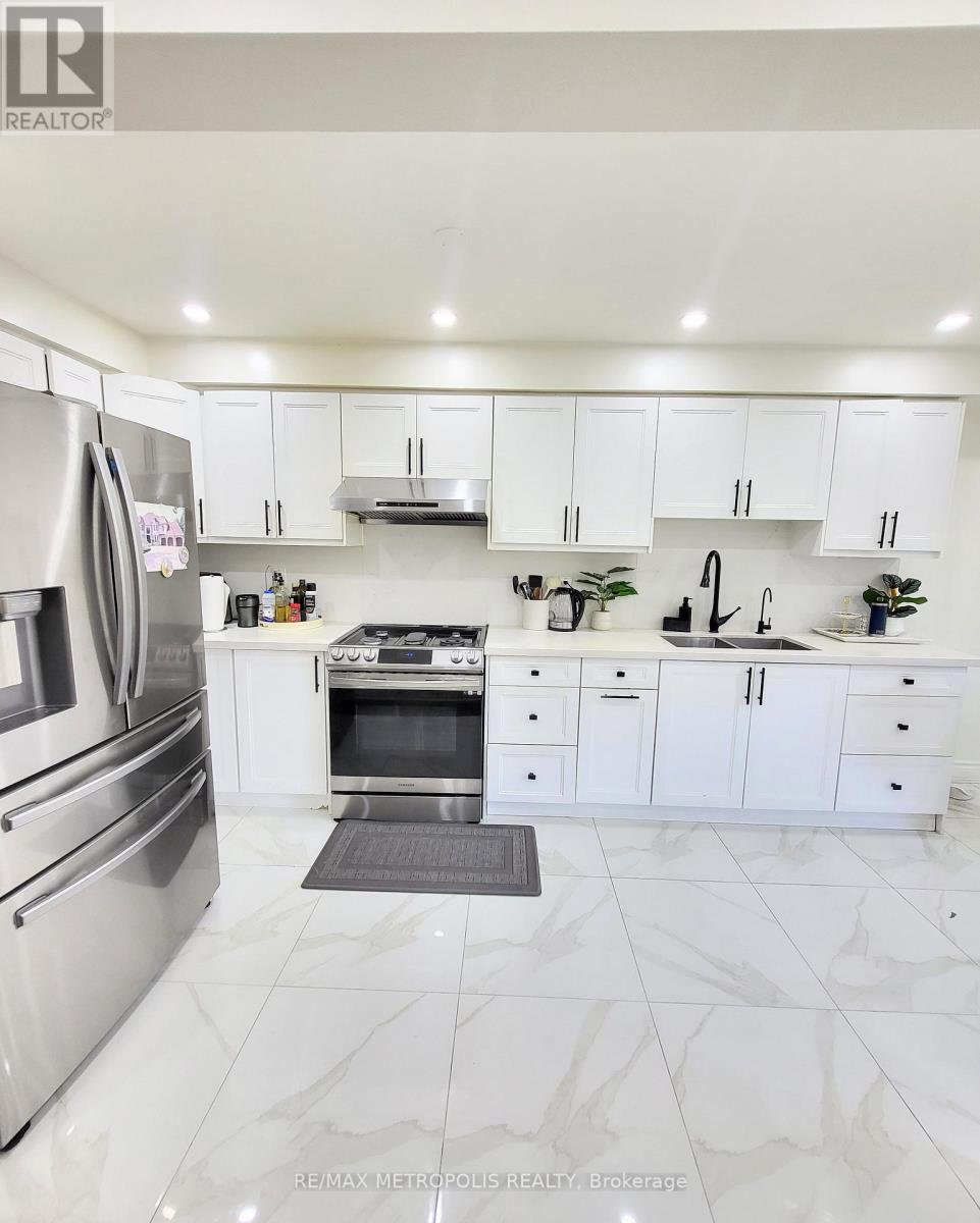 435 Middlefield Road — photo 3