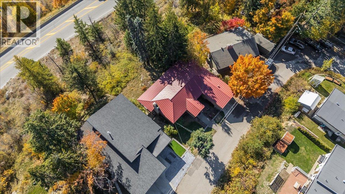 2603 Maple Crescent - 8