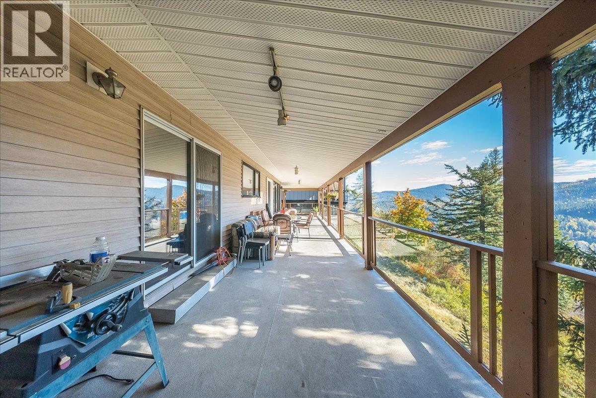 2603 Maple Crescent - 31