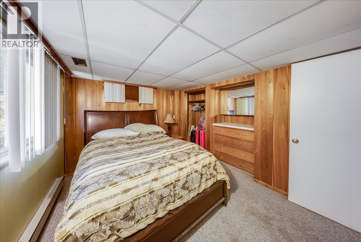 2603 Maple Crescent - 40