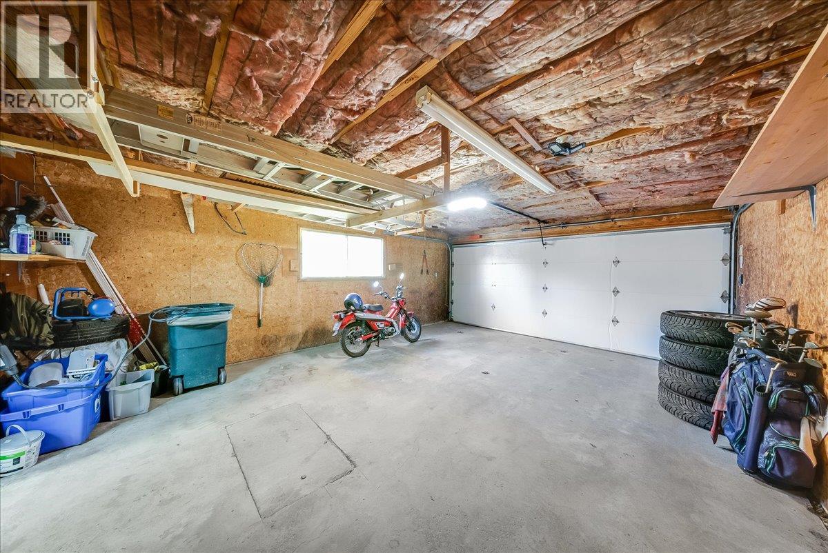 2603 Maple Crescent - 55
